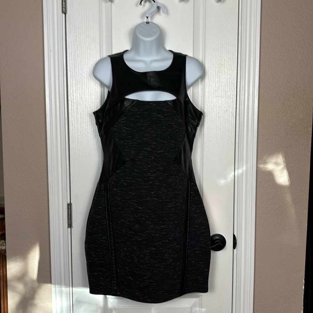 Bebe‎ Bodycon Mini Dress Black Faux Leather Cutout Space Dye Marled Size M